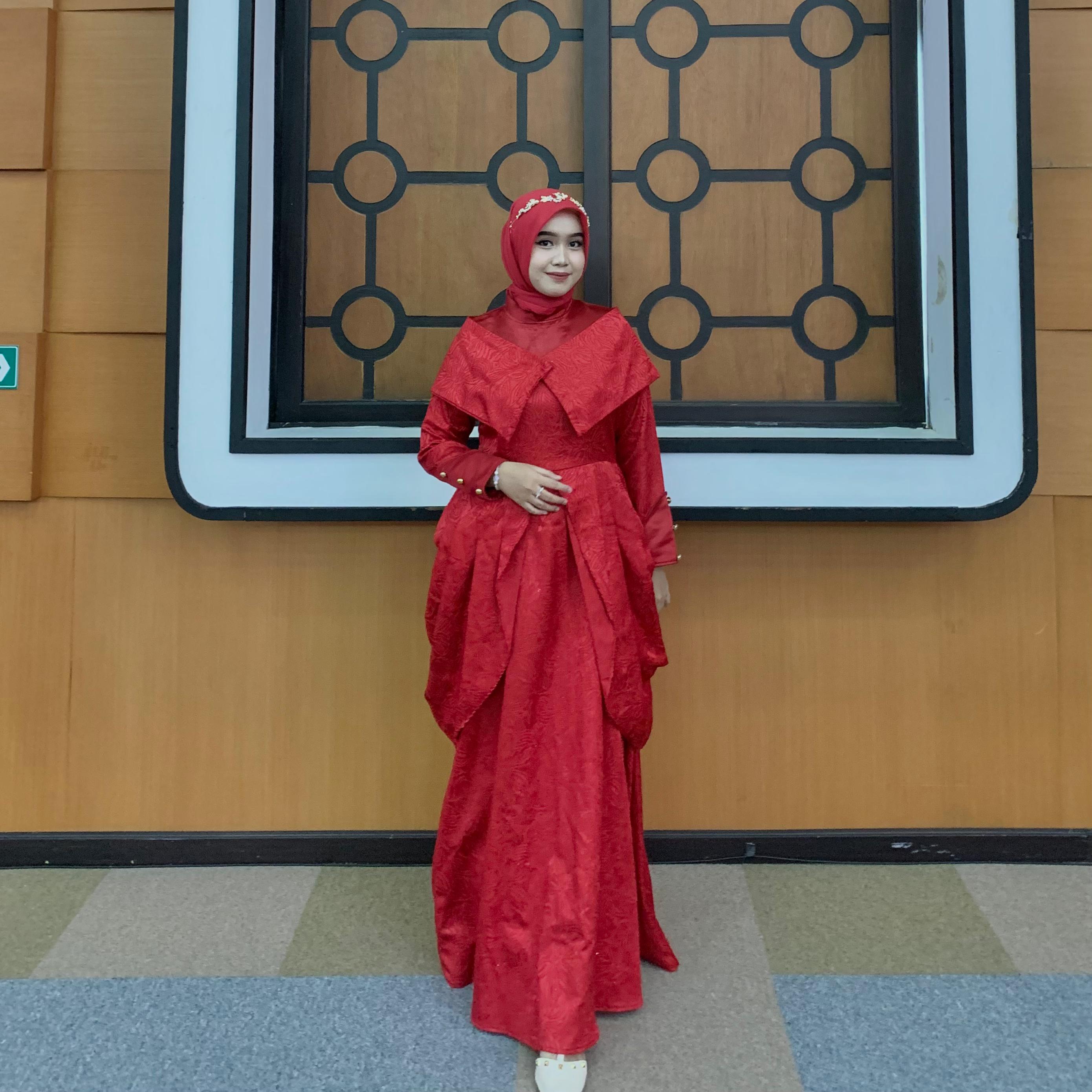 REFINA ANANDA RUBIANTI